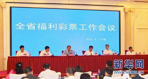 啊灬啊灬啊灬快灬用力我第一个年